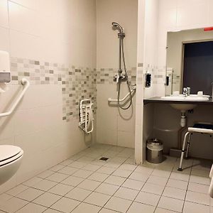 Chambre Double avec Accès aux Personnes Handicapées